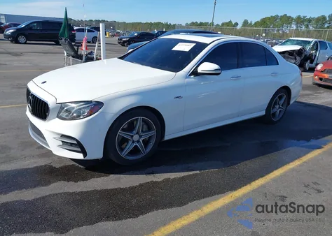 2017 Mercedes-Benz E 300 4Matic из США, поврежденный, VIN WDDZF4KB2HA025845